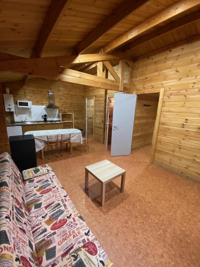 Bungalow & Camping Fuente De Regrustan グラウス エクステリア 写真