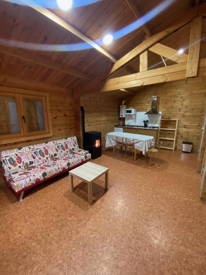 Bungalow & Camping Fuente De Regrustan グラウス エクステリア 写真